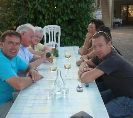 D'hotes Les Graves Bed and breakfast 3*