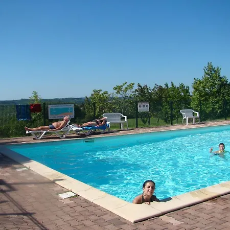 D'hotes Les Graves Отель типа 